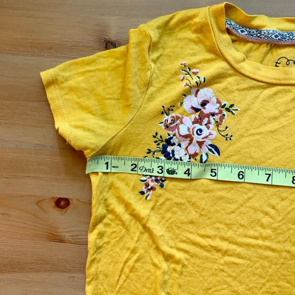 Girls Floral Design Yellow T-shirt - Picture 3 of 8